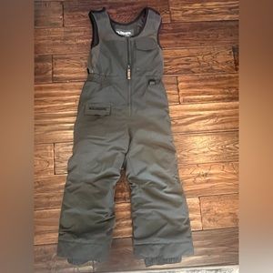 Boulder Gear Size 5 Grey waterproof Ski bibs